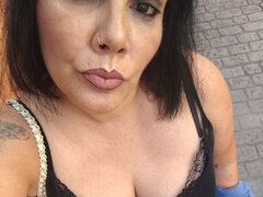 tanisexyhot