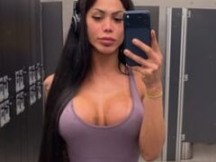 Gaby Bella