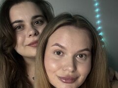 Twixsticks2
